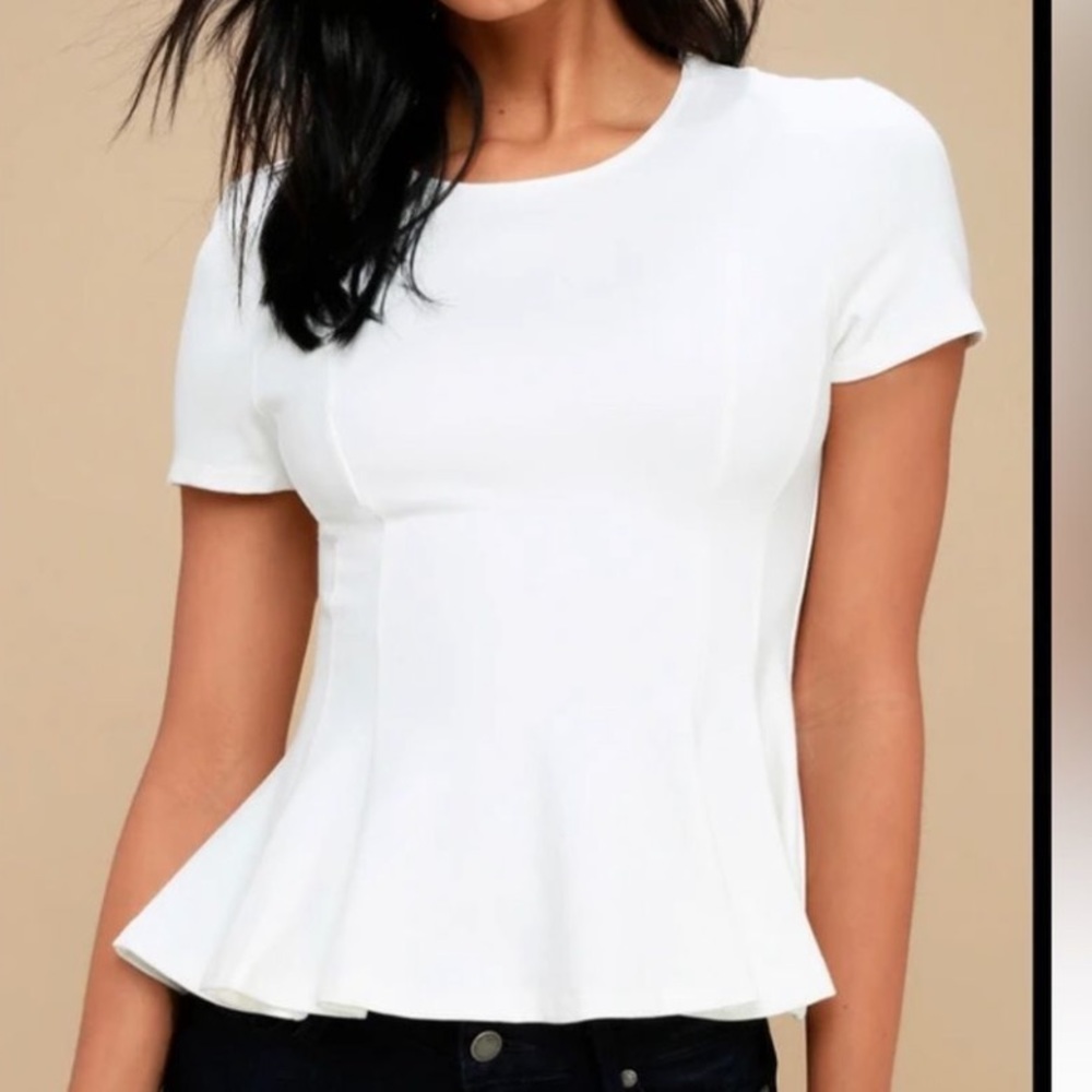 Bisou Bisou off white Peplum Top